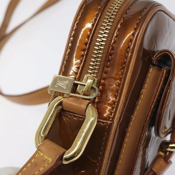 LOUIS VUITTON Monogram Vernis Christie PM Shoulder Bag Bronze M91111 Auth 130923 - Picture 9 of 16